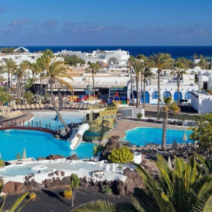 H10 스위츠 란차로테 가든스 / 테기세 호텔