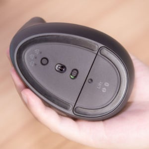 로지텍 Logitech 로지텍 LIFT 리프트 인체공학 버티컬 마우스