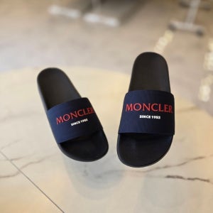 몽클레르 몽클레어 BASILE X 로고 슬리퍼 4C00050 M1664 778