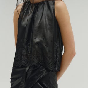 [솔티페블] PUNCHING DETAIL GLOSSY COATED BLOUSE [BLACK]