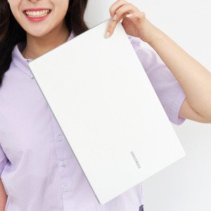 삼성전자 삼성 갤럭시북2 프로 SE NT950XFT-A51A 2TB AMOLED 사무용 초슬림 초경량 노트북