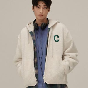 [커버낫] C 로고 카라리스 쉐르파 자켓 아이보리 CO2403JK21