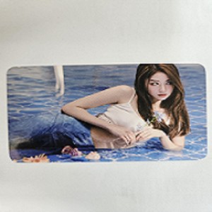 LE SSERAFIM Huh Yunjin Photocard
