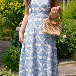 [웨디] [바캉스룩/허리끈조절O/어깨끈조절O/휴양지룩/신혼여행룩] 패턴 랩 나시 롱원피스