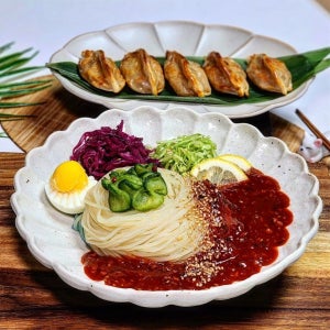 [쫄만세트] 쫄면5인분 + 납작 군만두 20개, 홍가네집만두