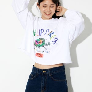 [필립페이커] 미니 버스 크레용 와이드핏 크롭 롱슬리브 티셔츠 화이트 MINI BUS CRAYON WIDE CROP LONG SLEEVE WHITE