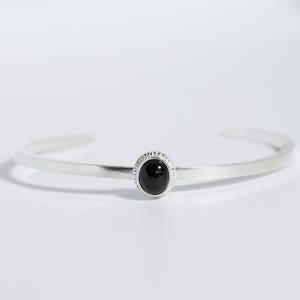soleil onyx bangle, LAVICTOIRE (라빅투아르)