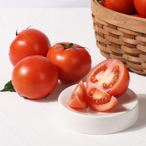 [롯데백화점] 인정식탁 농협청과33번 토마토 10kg 3-4번 LE1219643700