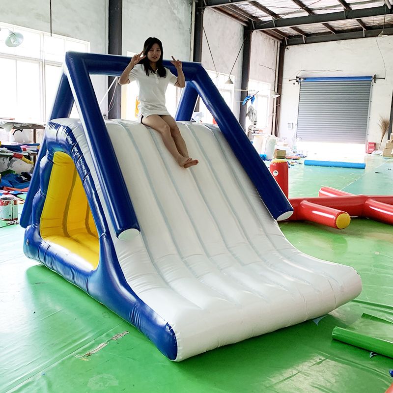 워터슬라이드 미끄럼틀 에어바운서 물놀이장 여름 필수템  작은 삼각 슬라이드(3x2x2.4m)