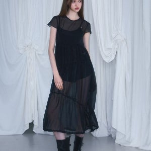 [로제프란츠] 쉬어 레이어드 셔링 드레스 [블랙]