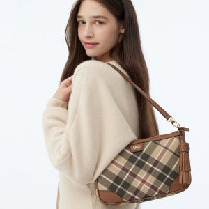 [닥스 액세서리 여성] [핫딜][스테디셀러] 브라운 체크 가죽 숄더백 WCBA4F771W2