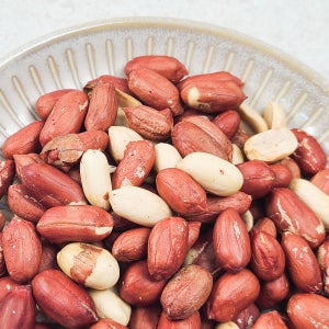 매주 화요일 볶아내어 더 고소한 국산 땅콩