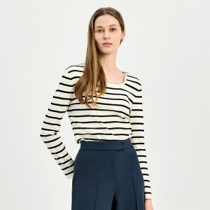 [S쏠레지아] 에스쏠레지아 스퀘어넥 스트라이프 풀오버 SOO2KPO030