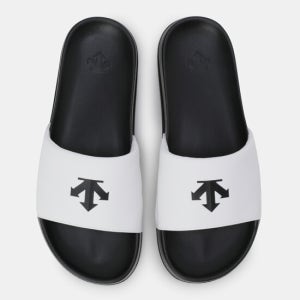 데상트 아이싱 나스 슬라이드 Sq323lsd72