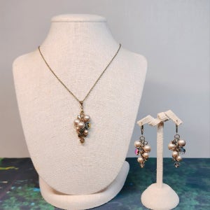 플래티넘 펄 엔틱 목걸이, Sora