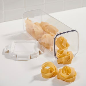 [자주] 쌓기 편리한 클리어 밀폐용기 2.2L - 투명 (J70N9021042)