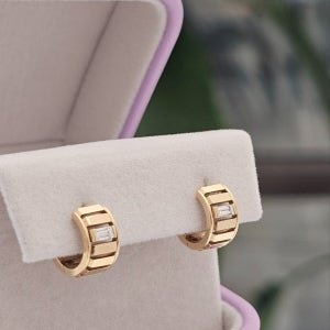 [골든듀] 파인트리1  18K  YG귀걸이 (212200018)