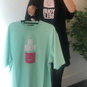 아크네스튜디오 크루넥 반팔 티셔츠 2컬러 FA UX TSHI000121 VV0150