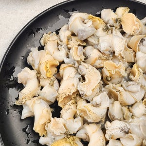 쫄깃쫄깃 탱글한 식감의 순살 백골뱅이 250g 2팩