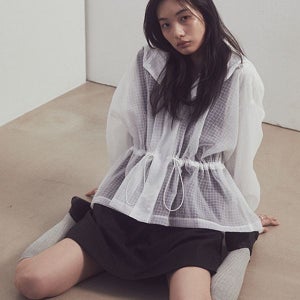 [잇터] Flare hooded windbreaker jacket_White