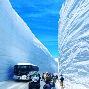 오사카 출발 설벽 알펜루트 다테야마 & 시라카와고 3일 버스 투어