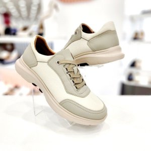 탠디 [모다아울렛][탠디]레이스업 스니커즈 Y2HP50YI12 IVORY 4SA 오산동탄점