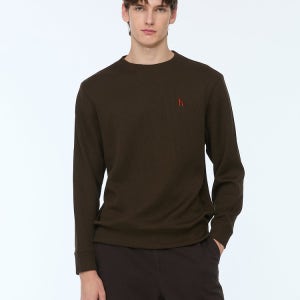 [헤지스 남성] [반값세일][스테디셀러] 카키 짜임 면 맨투맨티셔츠 WHTS4D446K3