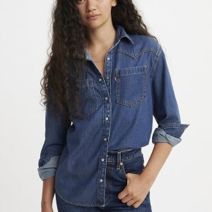 [롯데백화점] 리바이스 여성 테오도라 웨스턴 릴렉스핏 데님 셔츠 A7244-0007 LE1217537638