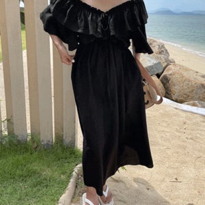 모에린 오프숄더 프릴 린넨원피스