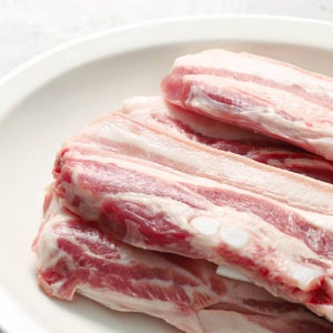 껍질까지 쫄깃한 프리미엄 제주 흑돼지 오겹살 500g 1팩