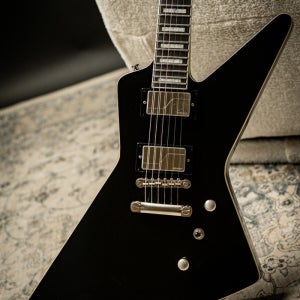 [Gibson 스트랩 증정!] Epiphone Extura Prophecy - Aged Jet Black Metallic (신품) - 24041528406