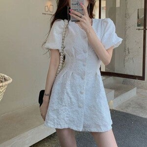 브리즐리 미니 드레스 소개팅룩 데이트룩 봄원피스