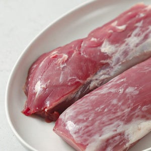 담백하고 부드러운 프리미엄 제주 흑돼지 안심 500g 1팩