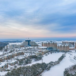 소노벨 델피노 EAST(구 설악대명) [룸온리/취사] 패밀리 파노라마뷰 침대 4인기준~최대6인