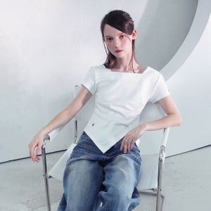 비바셔스 Elegant Side Tuck Short T-shirt WHITE