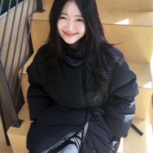 [올리브데올리브] 하이넥 벨티드 구스 다운 점퍼 OP5XMA610