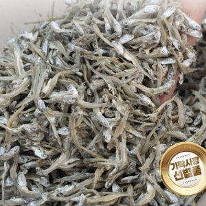 25년 9월 어획한 새벽 경매 멸치 1.5kg (박스)