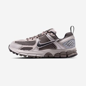 나이키 NIKE 보메로 5 보이그레이드 HF6998-010