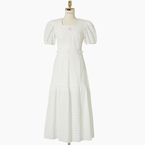 에고이스트 스퀘어넥 프릴 볼륨 원피스 ER2OOP03