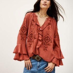 [바쉬] 버건디 자수장식 면혼방 긴팔블라우스 SIBL5F005D2