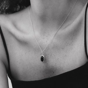 [골드 실버 더스트] double bezel pendant: onyx.