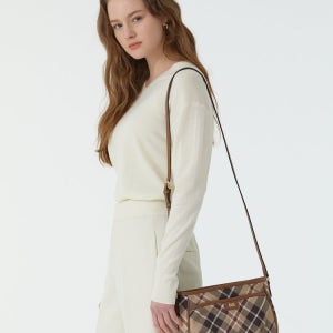 [닥스 액세서리 여성] [스테디셀러] 브라운 체크 가죽 크로스백 WCBA4F675W2