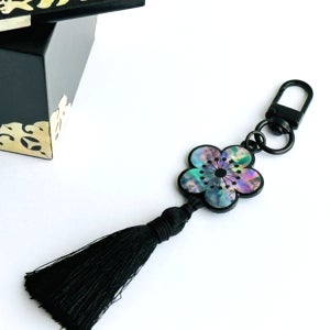 오얏꽃 자개 키링 Plum blossom mother-of-pearl key ring