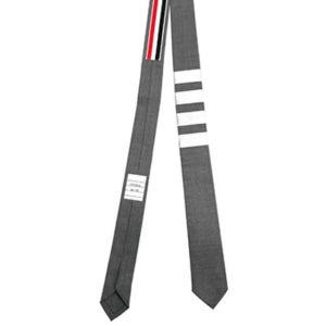 [톰브라운] 4바 스프라이트 울 넥타이 메드 그레이 타이 MNL001A 06146 035 / TEO