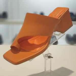 [롯데백화점] 미소페 여성 쪼리 스타일 뮬 슬리퍼 712323301 LE1219956114