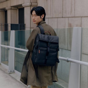 [헤지스 액세서리] [ASTER] 아스터 블랙 롤탑 백팩 HJBA5F872BK