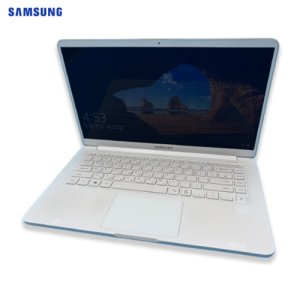 리퍼비시 삼성 i5 RAM 8GB SSD 512GB 15인치 화이트 리퍼 노트북
