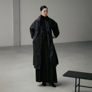 르네크루 25FW 원피스형 트렌치코트+넥카프 TV상품
