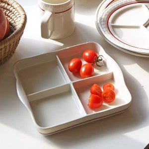 [롯데백화점] 시라쿠스 쉐난고 카디날 사각 4칸 나눔접시 LE1219564000