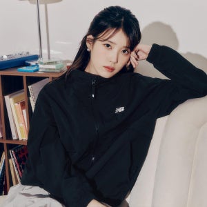 [뉴발란스] NBNAF31803 / UNI 에센셜 헤리티지 스탠드넥 웜업자켓 (BLACK)